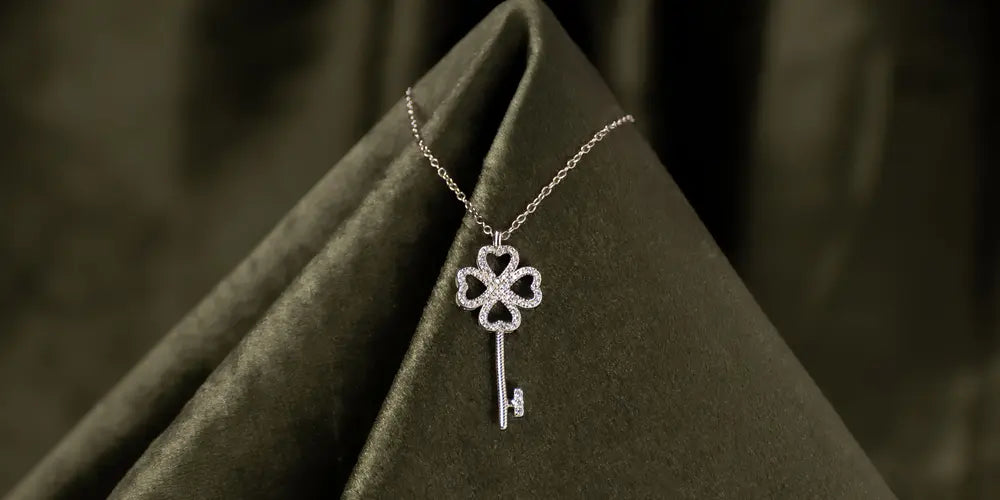 ¿Qué es el rodio en la joyería?: Características y beneficios